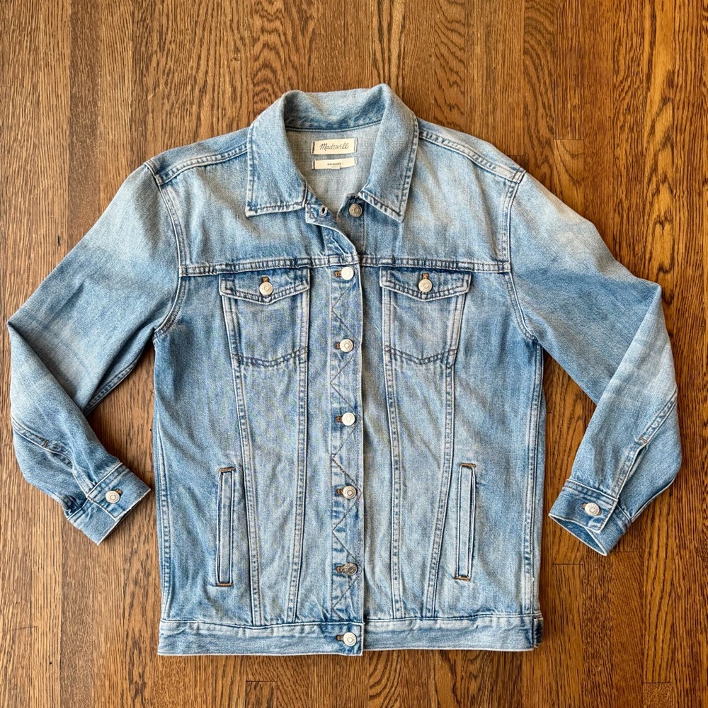 Madewell Oversized Trucker Denim Jacket size  M
